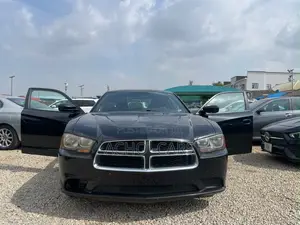 Dodge Charger 2013 Baki