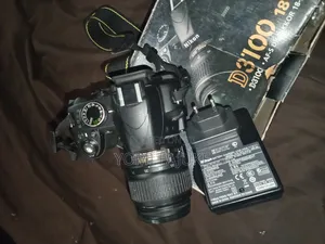 Used Nikon D3100 DSLR with 18-55mm Lens