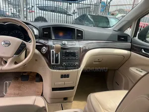 2013 Nissan Quest LE Minivan