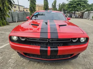 2017 Dodge Challenger GT AWD Coupe - Babu Hatsari