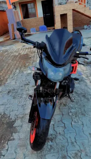 Suzuki GSX-F 650 2015 Baƙi