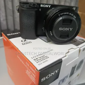 Sony A6000 Kamera (Amfani da aka yi a UK)