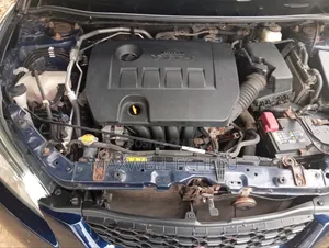 Toyota Matrix L Hatchback 2012