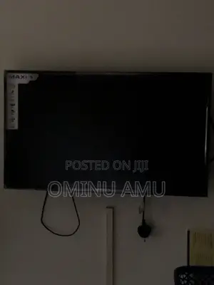 Maxi 32-Inch Talakawa LED TV