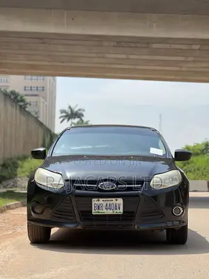 Ford Focus SE 2011 Black
