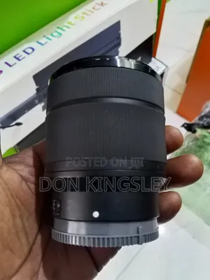 Sony 28-70mm Zoom Lens