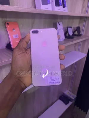 Apple iPhone 8 Plus 64GB Gold