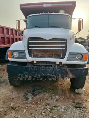 Mack Vision Tipper Truck - Used