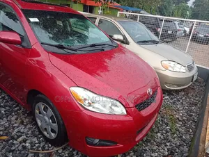 Toyota Matrix L Hatchback 2013