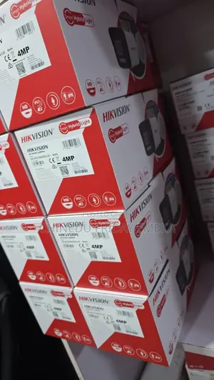 Hikvision Smart Hybrid Light 4MP IP Camera Bullet na Waje