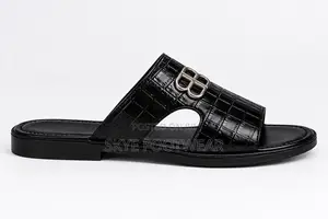 Skye Footwear Men's Black Crocodile Pattern Palm Slippers