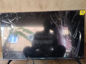 Hisense 32-inch Smart TV (Model 32A4k)