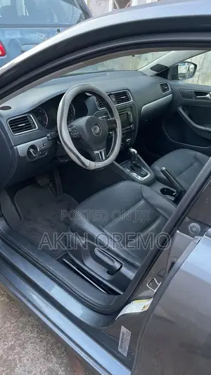 Volkswagen Jetta 2012 Grey