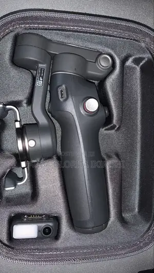 DJI Osmo Mobile 8 (OM 8) Gimbal Mai Zaman Kanta na Wayar Hannu