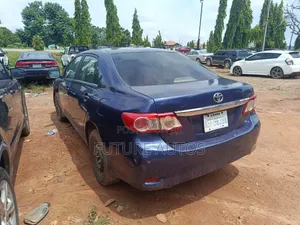 Toyota Corolla 2010 Blue