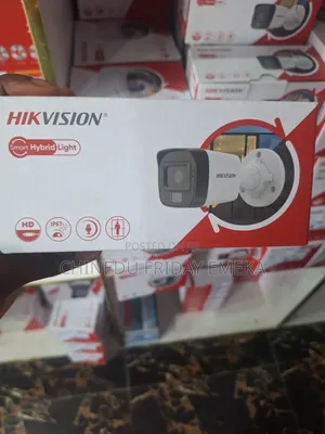Hikvision Smart Hybrid Light 2MP IP Camera
