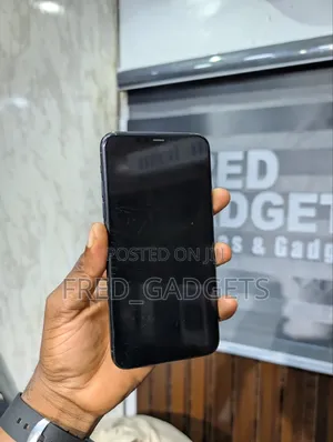 Apple iPhone 11 Pro Max 64GB Black