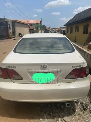 Lexus ES 330 2005 Fari