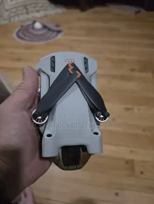 DJI Mini 3 Pro Drone da DJI RC Controller & 3 Batura