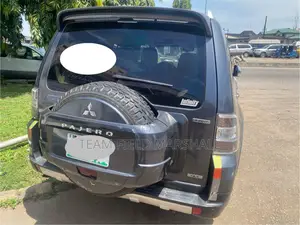 2010 Mitsubishi Pajero 3.8 V6 GLS/GLX Gray