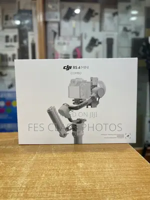 DJI RS 4 Mini Combo Gimbal Stabilizer