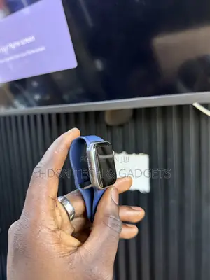 Apple Watch Series 5 GPS Kawai (40mm) Mai Amfani