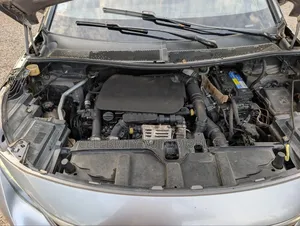 Peugeot 5008 2018 Grey