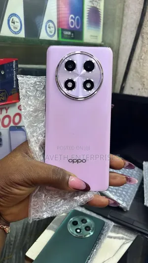 Oppo A2 Pro 256GB Na Amfani