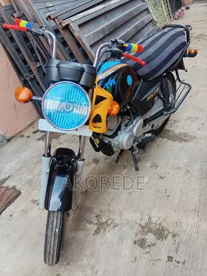 TVS Apache 180 RTR 2025 Black