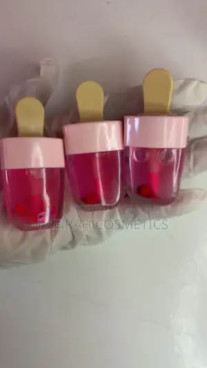 Magic Color Changing Lip Gloss