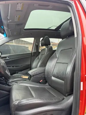 Hyundai Tucson 2016 Orange