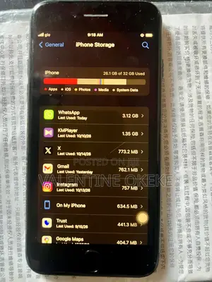 Apple iPhone 7 32GB Baki
