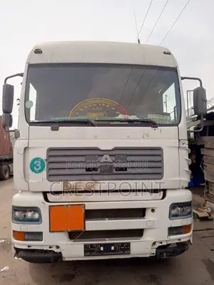 MAN TGA 18.360 30-Ton Heavy-Duty Truck