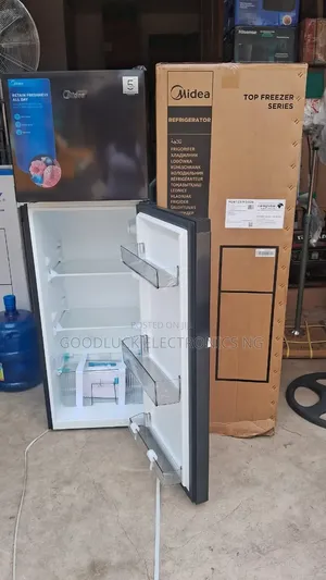 Midea Standing Refrigerator 173L