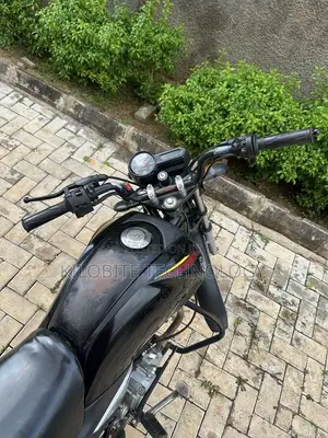 Yamaha Crux 2018 Baki