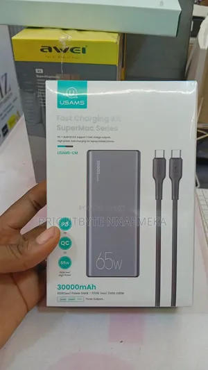 SuperMac 30,000mAh 65W PD Power Bank Mai Sauri