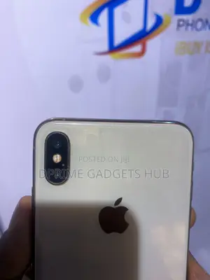Apple iPhone XS Max 256GB Zinariya (Amfani, Babu Face ID)