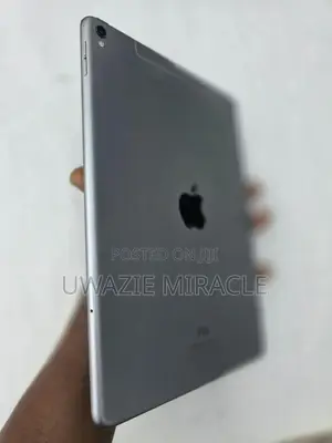 Apple iPad Pro 9.7 (2016) 128GB Grey