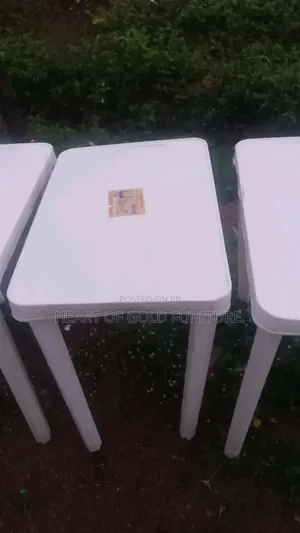 Sabon Table Na Filastik
