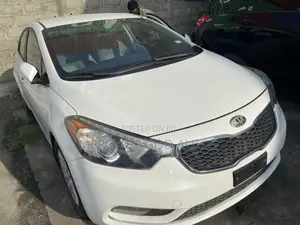 Kia Forte 2015 Fari