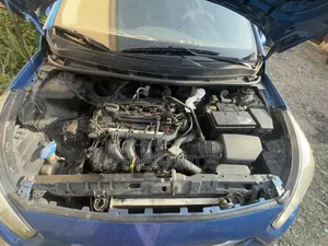 Hyundai Accent 2016 Shuɗi