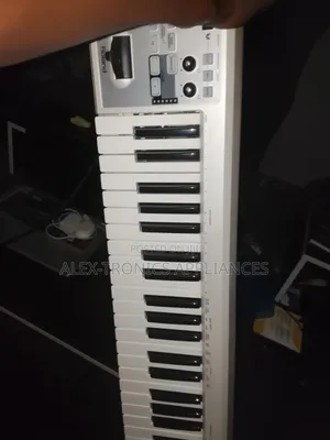 Roland Studio MIDI Keyboard