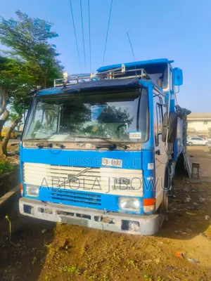 Volvo FL7 Hiab Crane Truck (10 Bolts)