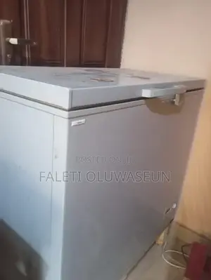 Midea Deep Freezer - Gas Top-Up Required
