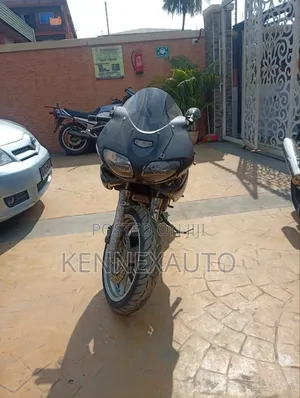 Suzuki Sport Bike 2015 - Wadda Akawo