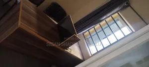 Taburan Ofis Mai Kyau (2 Adadi)