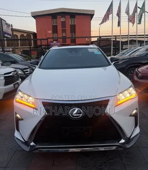 Lexus RX 350 AWD F Sport 2020 Fari