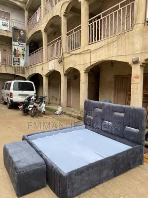 Sanya da Gyaran Kayan Daki a Mararaba
