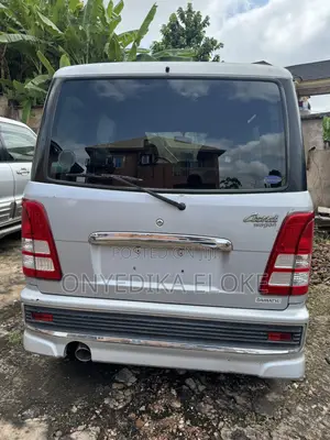 Daihatsu Hijet Minibus 2015 Silver