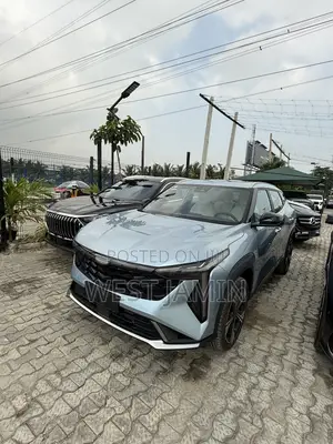 New Geely Boyue 2023 Blue